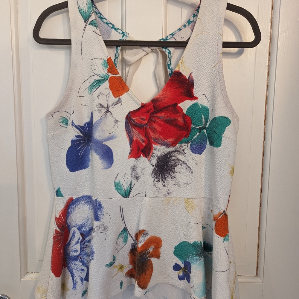 Anthropologie top size large